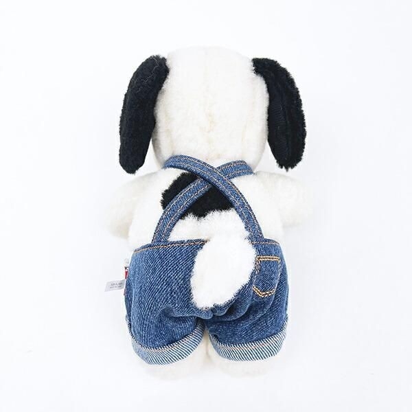 スヌーピーのカジュアルなコラボグッズ