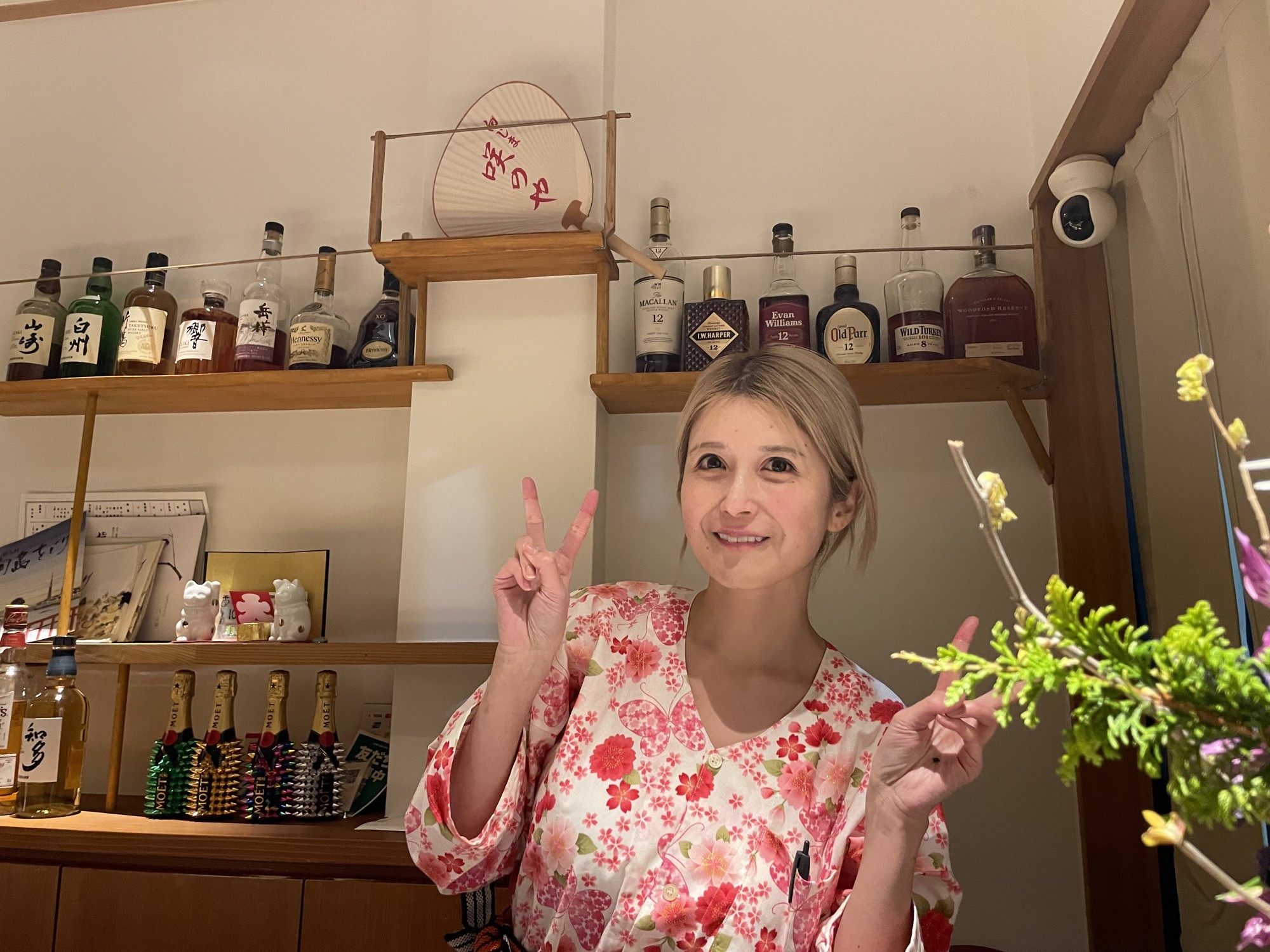 アイドル佐倉みきさんが向島に鰻専門店「うなぎの佐倉」を開業