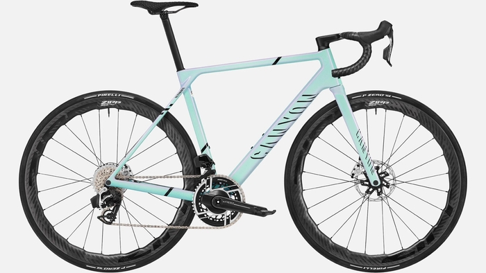 セール商品の一例: アルティメット CFR AXS 通常1,559,000円→セール価格1,410,000円(149,000円オフ)