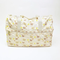 こんなに大きなバッグをコンパクトに収納して持ち歩けるなんて！リラックマの折りたたみボストンバッグ