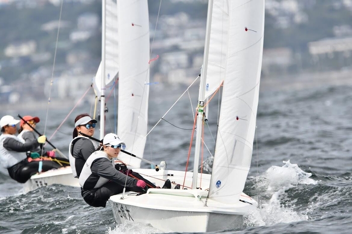 昨年の女子インカレでの奥村選手(手前)