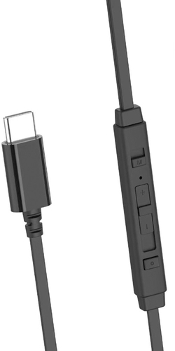 接続端子（USB Type-C）とリモコン