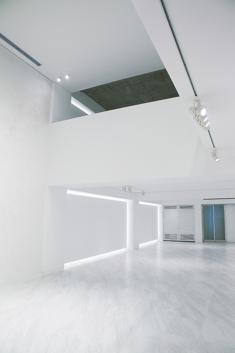 √K Contemporary 1階