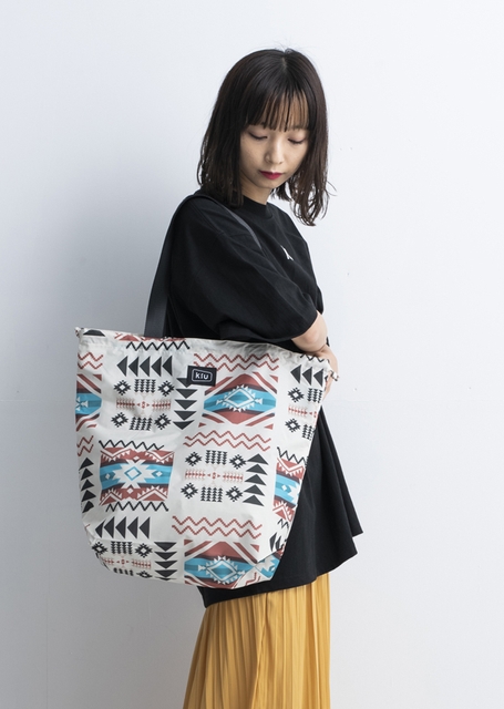 K82_2WAY RAIN BAG COVER 1,320円(税込)