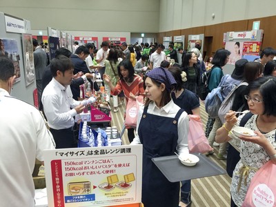 試食のできるブースもお楽しみ