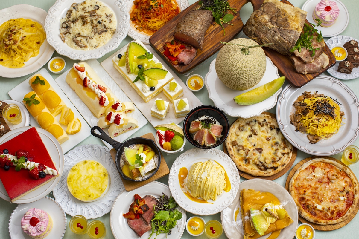 【ビタースイーツ・ビュッフェ】とろける口どけ！季節限定メロン＆マンゴースイーツビュッフェ