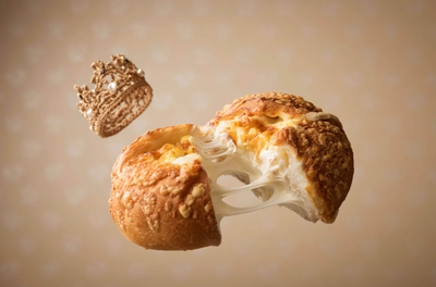 のび~るとろりんチーズフランス(Mサイズ:490円+税)