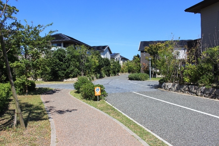 景観協定によって統一感を持たせた美しいまちなみ