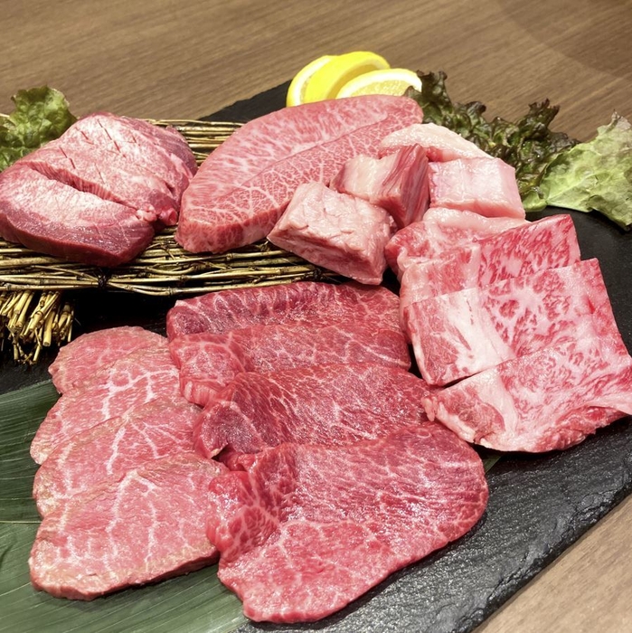 「牛飲馬食盛り(松)」6,480円