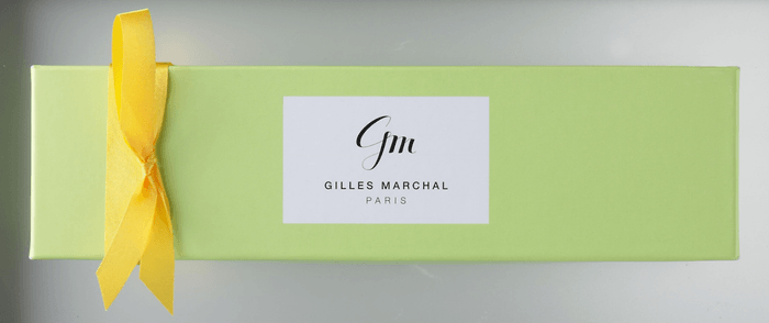 ブラックとミルクチョコレート味のクロコリーヌ