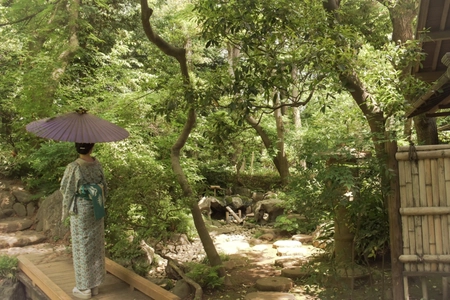 【都立9庭園】和傘で庭園めぐり　7月11日（土）～９月27日（日）