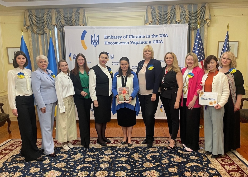 在ワシントンD.C.ウクライナ大使館にて大使との交流