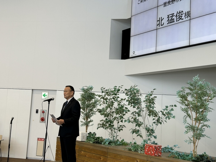 来賓あいさつ(富良野市長)