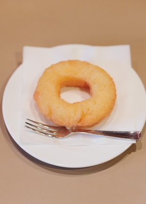 六曜社珈琲店の「ドーナツ」
