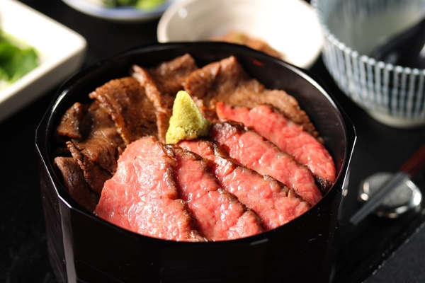 焼肉でもステーキでもない牛肉の新しい楽しみ方！ 和牛ひつまぶし専門店「うし川」小江戸・川越にオープン　 ～創業150年老舗旅館の一部をリノベーション～