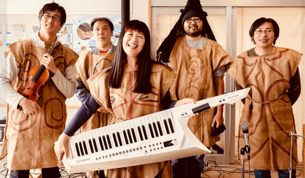 高橋”縄文の卑弥呼”泉と縄文オーケストラ