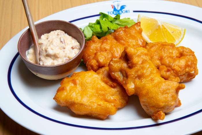 鶏唐揚げ熊本黒麹漬け　ドライトマト＆バジルのタルタル