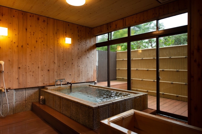 客室風呂(貴賓室)