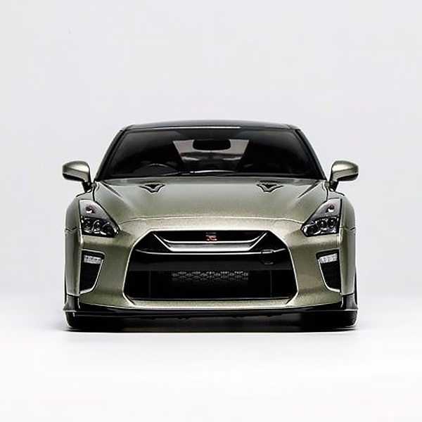 1/18スケール M83515 Nissan GT-R (R35) Track Edition Engineered By NISMO T-Spec 2022