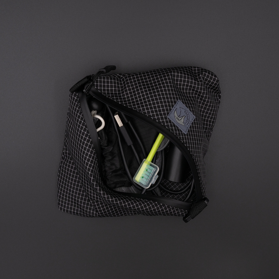 バッグの中でも探しやすいカラー