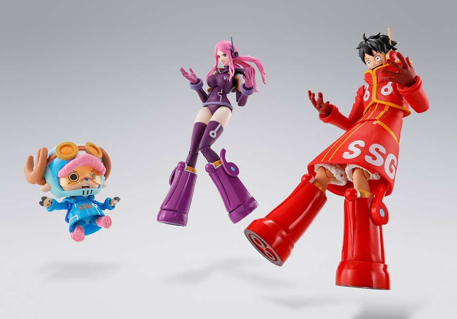 左：S.H.Figuarts トニートニー・チョッパー -未来島エッグヘッド-／中央：S.H.Figuarts ジュエリー・ボニー -未来島エッグヘッド-／右：S.H.Figuarts モンキー・D・ルフィ -未来島エッグヘッド-