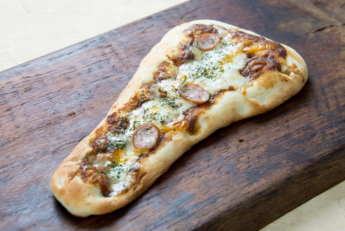 ナンのピザ スパイシーカレー