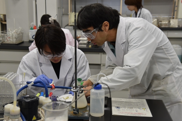 化学の実験の様子