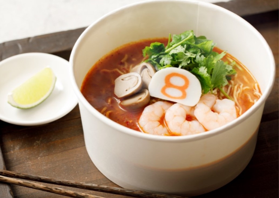 テイクアウトのトムヤムクンらーめん