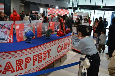 現役選手の使用済グッズ展示