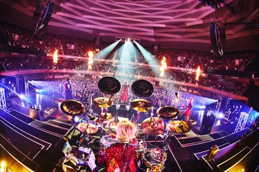 【ライヴレポート】Royz、初の日本武道館単独公演を開催！ 新たなワンマンツアー＆「ROAD TO ARENA」となる “Capture II”を発表、「共に生きよう、共に歩もう」
