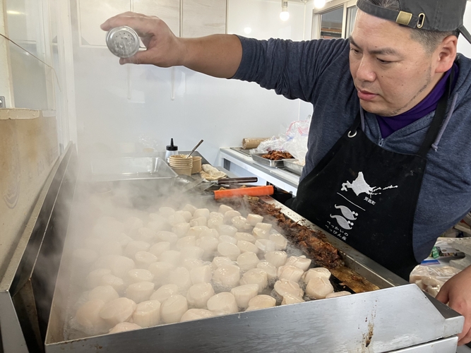 有楽町駅前広場で開催された北海道別海町ファン超感謝祭2025の様子