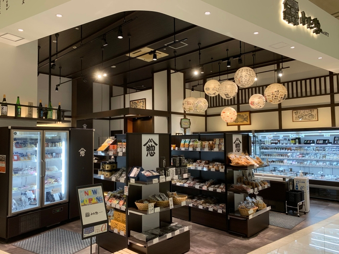イオンモール香椎浜店 外観1