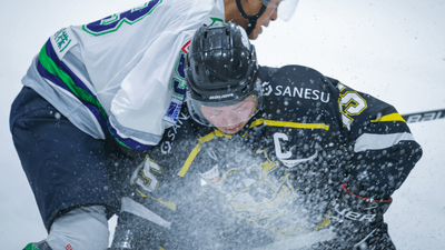ICE HOCKEY