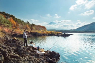 星のや富士 富士山と紅葉の織りなす景色を、釣りを通して優雅に楽しむ 「紅葉富士グラマラスフィッシング」を今年も開催 期間：2019年10月25日〜11月25日