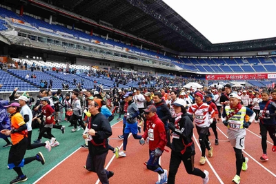 日産スタジアムを走ろう!