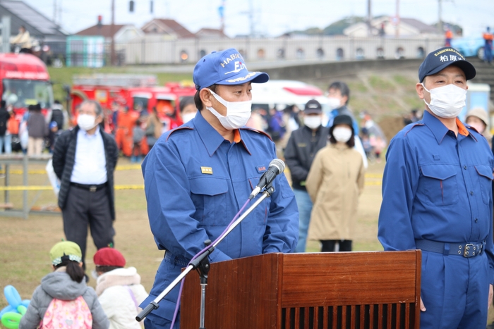 開会のことばを述べる羽曳野市の山入端 創 市長 