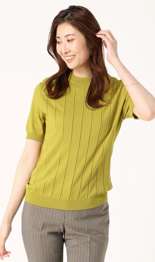 着用カラー:鶸色(ひわいろ)