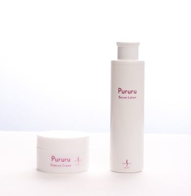 キャロリーヌ化粧品 Pururuシリーズ