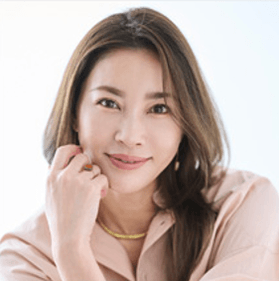 瀬戸朝香さん（俳優）　愛知県出身。1992年に俳優デビュー。1994年にドラマ「君といた夏」で一躍脚光を浴びる。以降、映画・ドラマ・CMと幅広い分野で活躍中。近年ではドラマ「人は見た目じゃないと思ってた。」に出演。現在、15歳の長男、11歳の長女が英国に留学中。