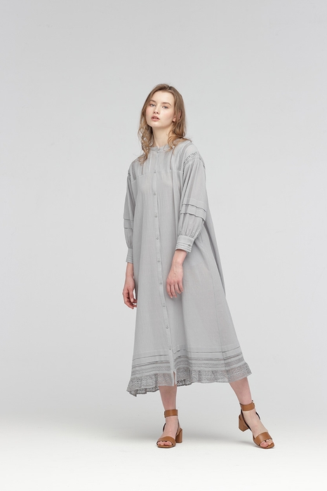 【merituuli】コットンシフォンタックレースワンピース¥16,500(税込)