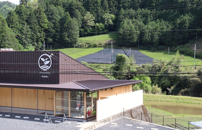 夏のおでかけにおすすめ！大自然に囲まれた和束町本店