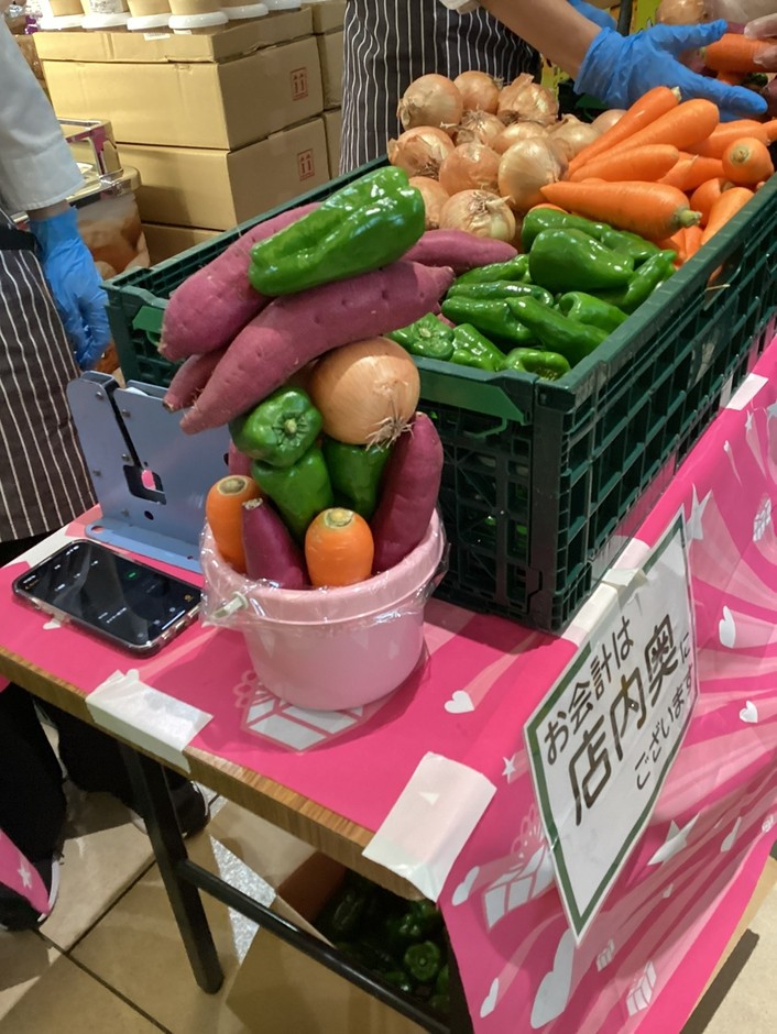 季節のお野菜バケツ盛り放題(過去の開催の様子)