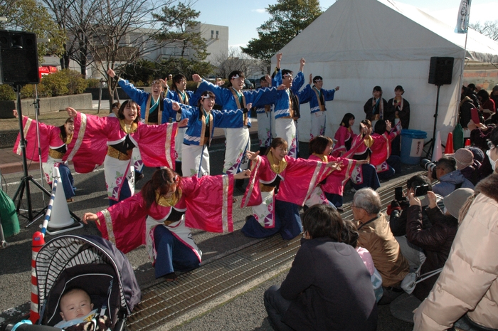 「岡山うらじゃ連　四季」による華麗なうらじゃ踊り