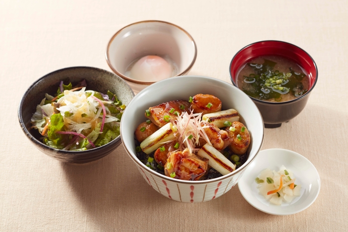 徳島産阿波尾鶏の地どり丼