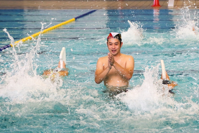 宮下純一さんと泳ぐ「ツネイシ・スポーツアクト水泳教室」