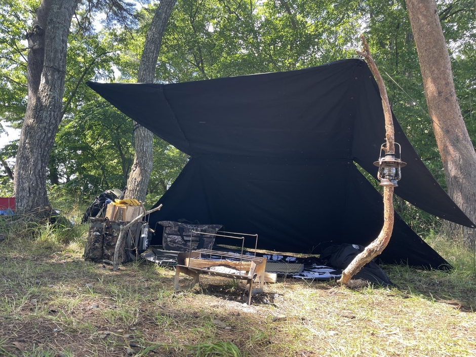 タープ張り。Color：ブラック