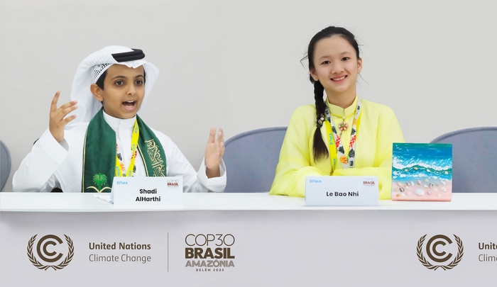 51Talkの学生代表が国連COP30で英語でスピーチを行いました。