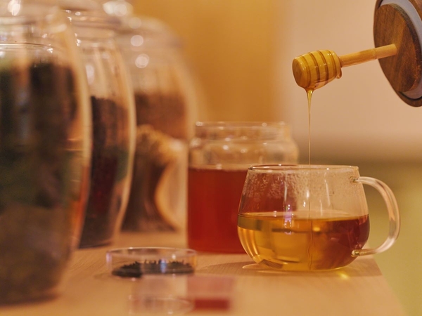 ラウンジサービス