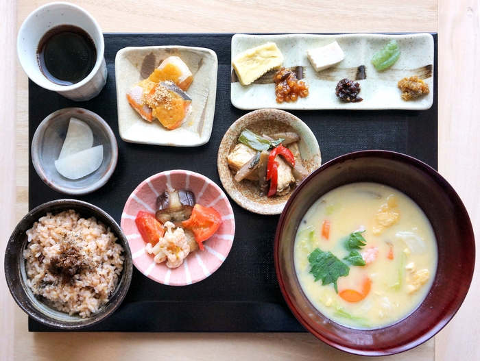 お味噌汁プレートランチ