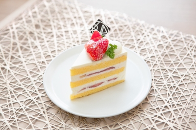 「苺のショートケーキ」　５９４円（税込）